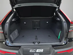 Volvo EC40 82kWh Twin Motor Performance AWD Xcentric Black Edition