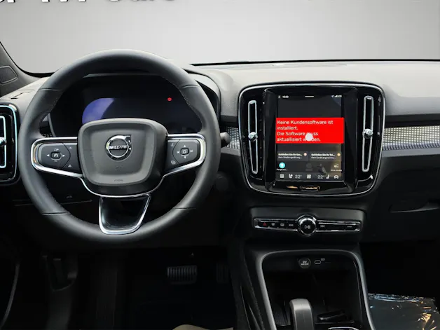 Volvo EC40 82kWh Twin Motor Performance AWD Xcentric Black Edition