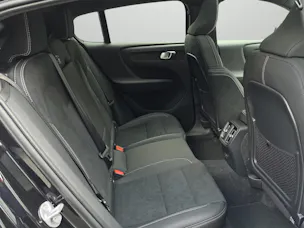 Volvo EC40 82kWh Twin Motor Performance AWD Xcentric Black Edition