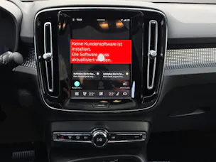 Volvo EC40 82kWh Twin Motor Performance AWD Xcentric Black Edition