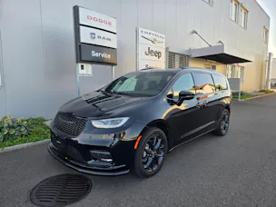 CHRYSLER Pacifica 3.6 V6 4x4 Limited 290PS / 7-Plätzer