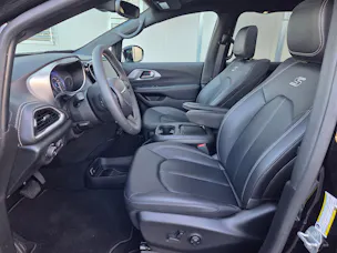 CHRYSLER Pacifica 3.6 V6 4x4 Limited 290PS / 7-Plätzer