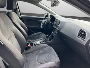 SEAT Leon ST 2.0 TDI CR FR Line 4Drive DSG