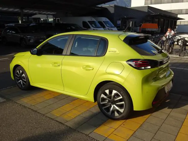 Peugeot 208 1.2 PureTech Style