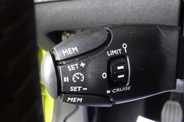 Peugeot 208 1.2 PureTech Style