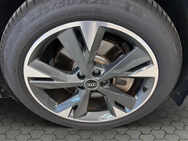 Audi Q4 e-tron 50 quattro
