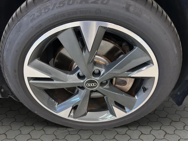 Audi Q4 e-tron 50 quattro