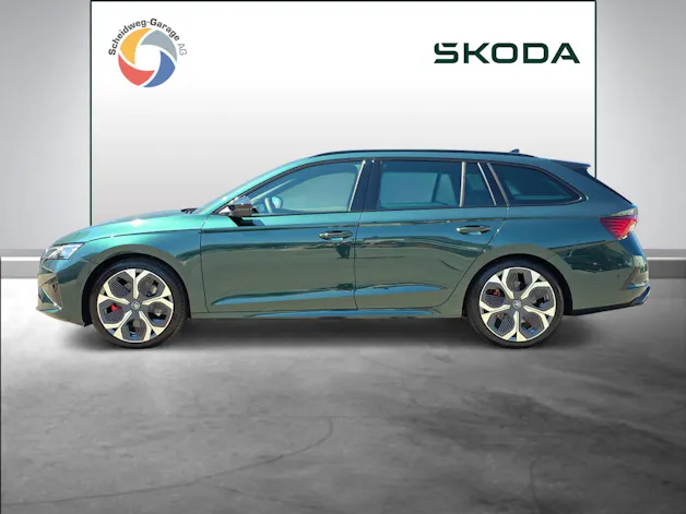 Škoda Octavia Combi 2.0 TSI DSG RS 30 Years Edition