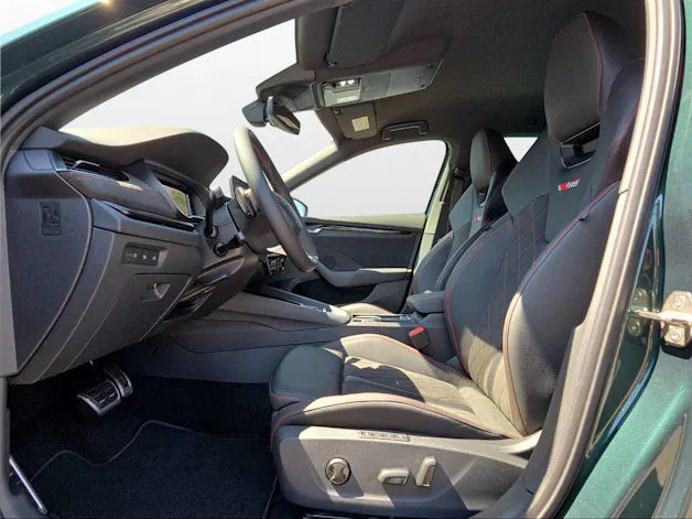 Škoda Octavia Combi 2.0 TSI DSG RS 30 Years Edition