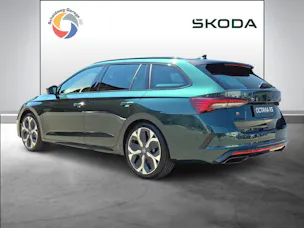 SKODA Octavia Combi 2.0 TSI DSG RS 30 Years Edition