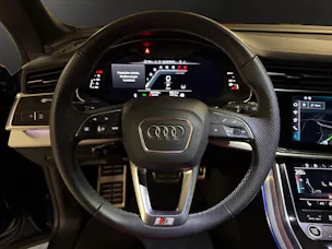 AUDI Q8 SUV 55 TFSI quattro tiptronic