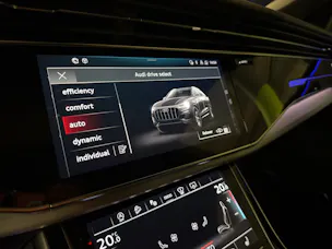 AUDI Q8 SUV 55 TFSI quattro tiptronic