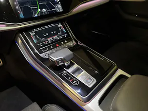 AUDI Q8 SUV 55 TFSI quattro tiptronic