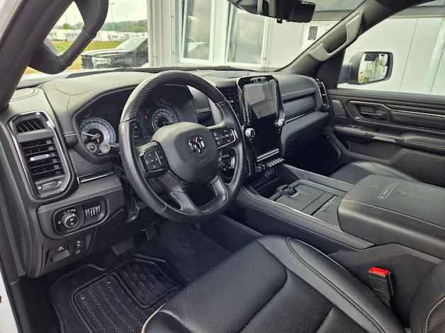 DODGE Ram 1500 5.7 V8 4x4 Limited 396PS / 3.5T AHK