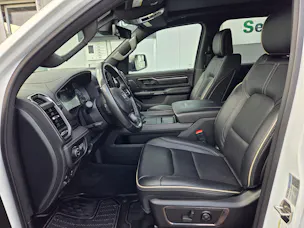 DODGE Ram 1500 5.7 V8 4x4 Limited 396PS / 3.5T AHK