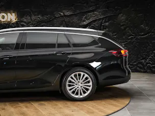 OPEL Insignia 2.0 BiDTI Sports Tourer Excellence 4WD A. *Panorama*Matrix-LED*Head_up*Lenkradheizung*