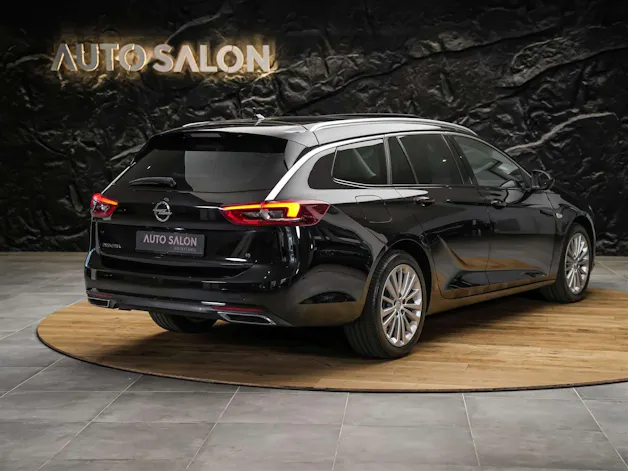 Opel Insignia 2.0 BiDTI Sports Tourer Excellence 4WD A. *Panorama*Matrix-LED*Head_up*Lenkradheizung*