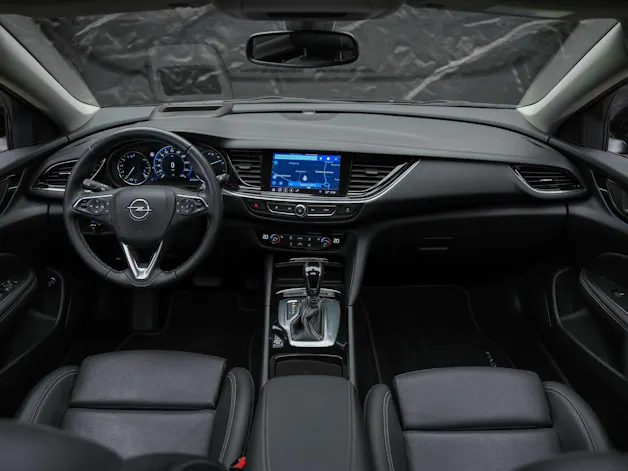 Opel Insignia 2.0 BiDTI Sports Tourer Excellence 4WD A. *Panorama*Matrix-LED*Head_up*Lenkradheizung*