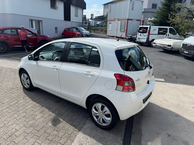 Toyota Yaris 1.33 Linea Sol