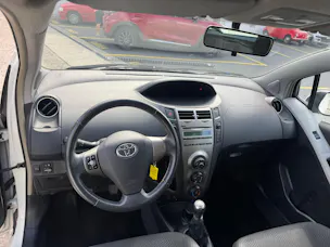 Toyota Yaris 1.33 Linea Sol