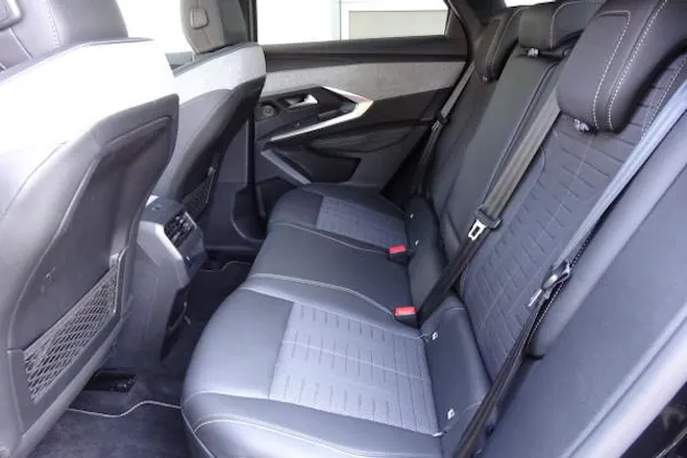 Peugeot 3008 145 e-DCS GT