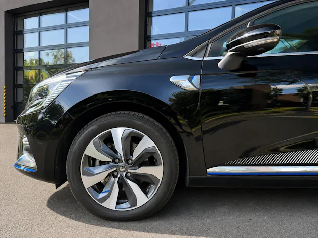 Renault Clio 1.6 E-Tech Intens