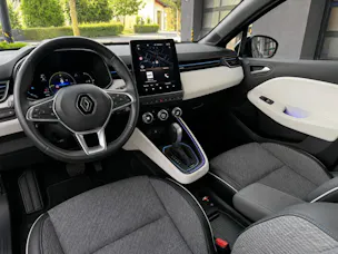 Renault Clio 1.6 E-Tech Intens