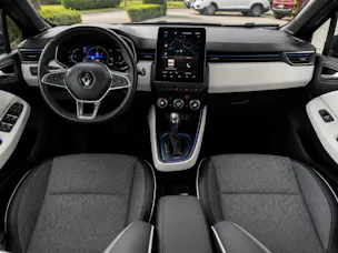 Renault Clio 1.6 E-Tech Intens