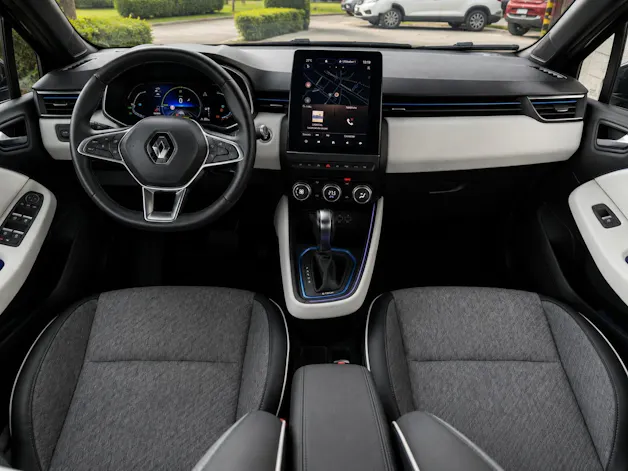 Renault Clio 1.6 E-Tech Intens