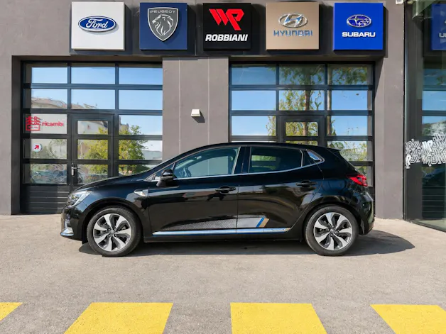 Renault Clio 1.6 E-Tech Intens