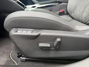 Peugeot 208 NEW 1.2 Hybrid 145 GT