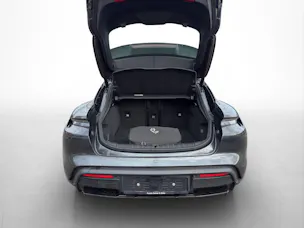 Porsche Taycan Cross Turismo 4