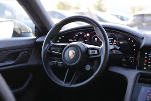 Porsche Taycan Cross Turismo 4