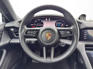 Porsche Taycan Cross Turismo 4