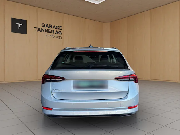 Škoda Octavia Combi 2.0 TDI DSG Ambition 4x4