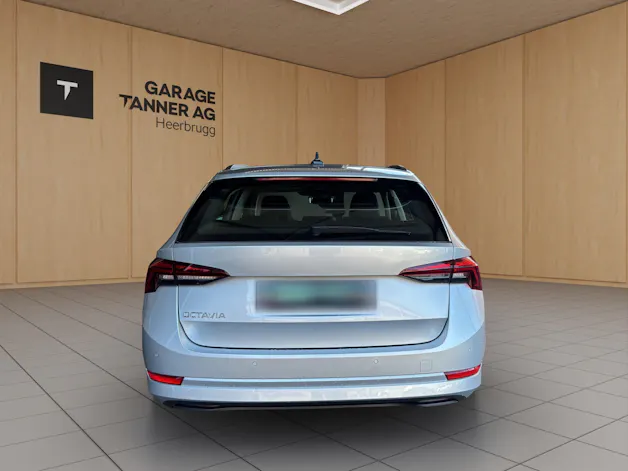 Škoda Octavia Combi 2.0 TDI DSG Ambition 4x4