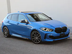 BMW M135i xDrive *MISANO BLAU METALLIC*