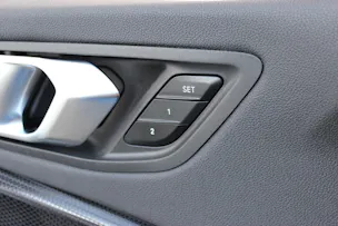 BMW M135i xDrive *MISANO BLAU METALLIC*