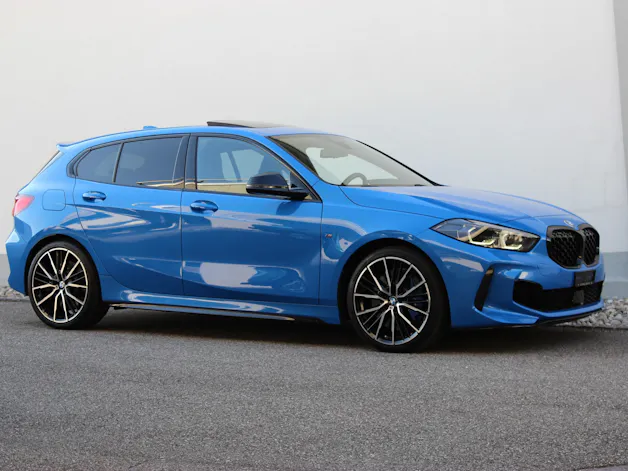 BMW M135i xDrive *MISANO BLAU METALLIC*