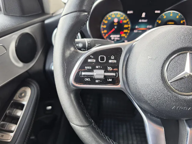 Mercedes-Benz C 220 d AMG Line 9G-Tronic
