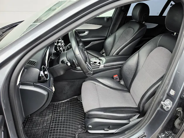 Mercedes-Benz C 220 d AMG Line 9G-Tronic