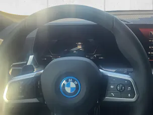 BMW iX1 xDrive 30 M Sport