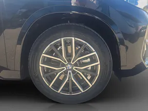 BMW iX1 xDrive 30 M Sport