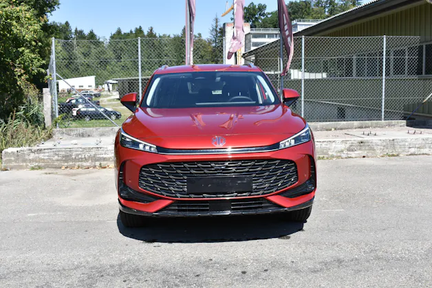 MG HS 1.5 T HEV Luxury