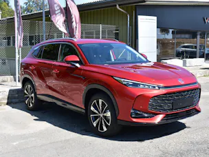 MG HS 1.5 T HEV Luxury