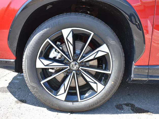 MG HS 1.5 T HEV Luxury