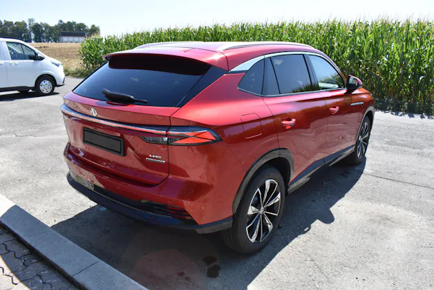 MG HS 1.5 T HEV Luxury