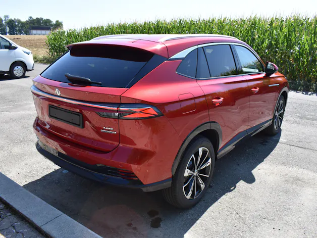 MG HS 1.5 T HEV Luxury