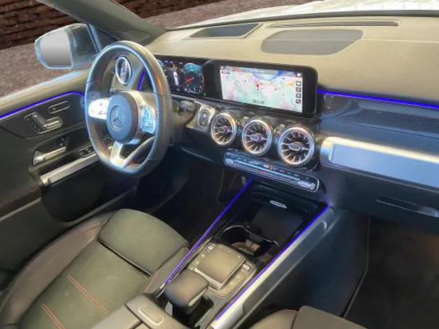 Mercedes-Benz GLB 250 AMG Line 4 MATIC