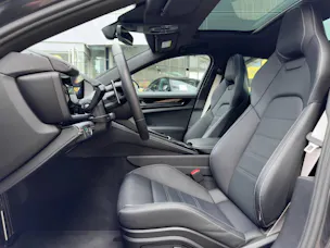 PORSCHE Panamera 4S E-Hybrid